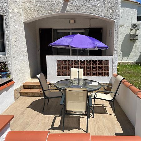 Appartement Situe A 100 M De La Plage Empuriabrava Εξωτερικό φωτογραφία